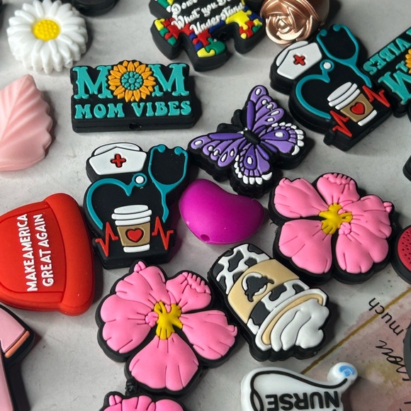 28 Mixed Charms Collections - Picture 2 of 4